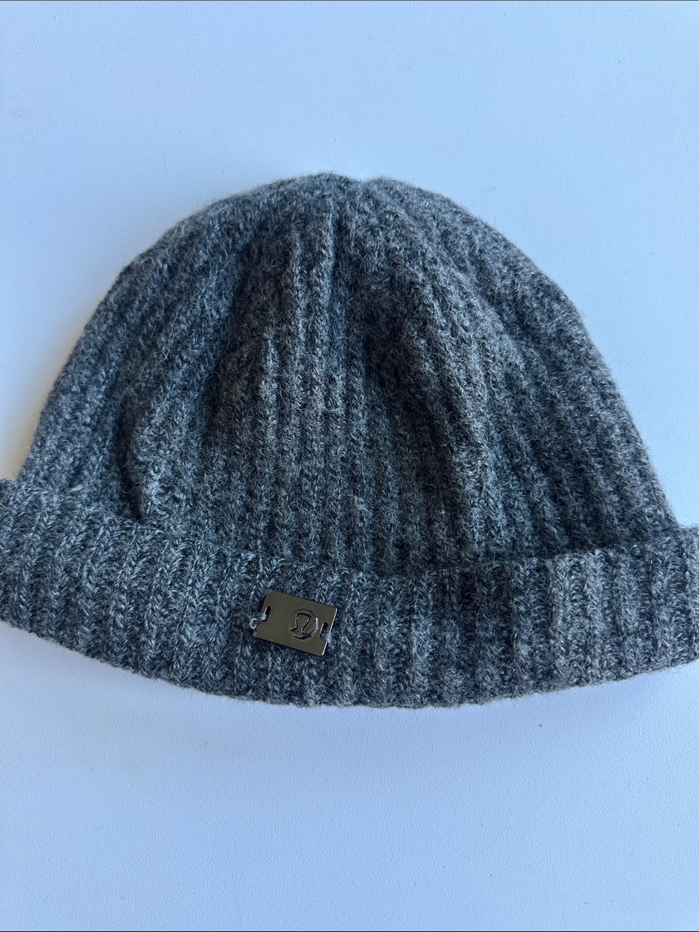 UNISEX Grey Ribbed Knit Beanie with Metal Logo Tag